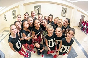 Первое выступление от Mix Dance Junior на городском фестивале)